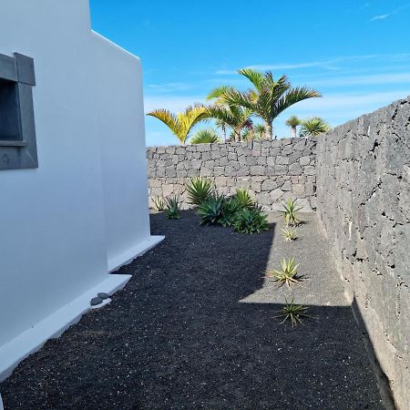 Villa Ana Playa Blanca  Exteriör bild