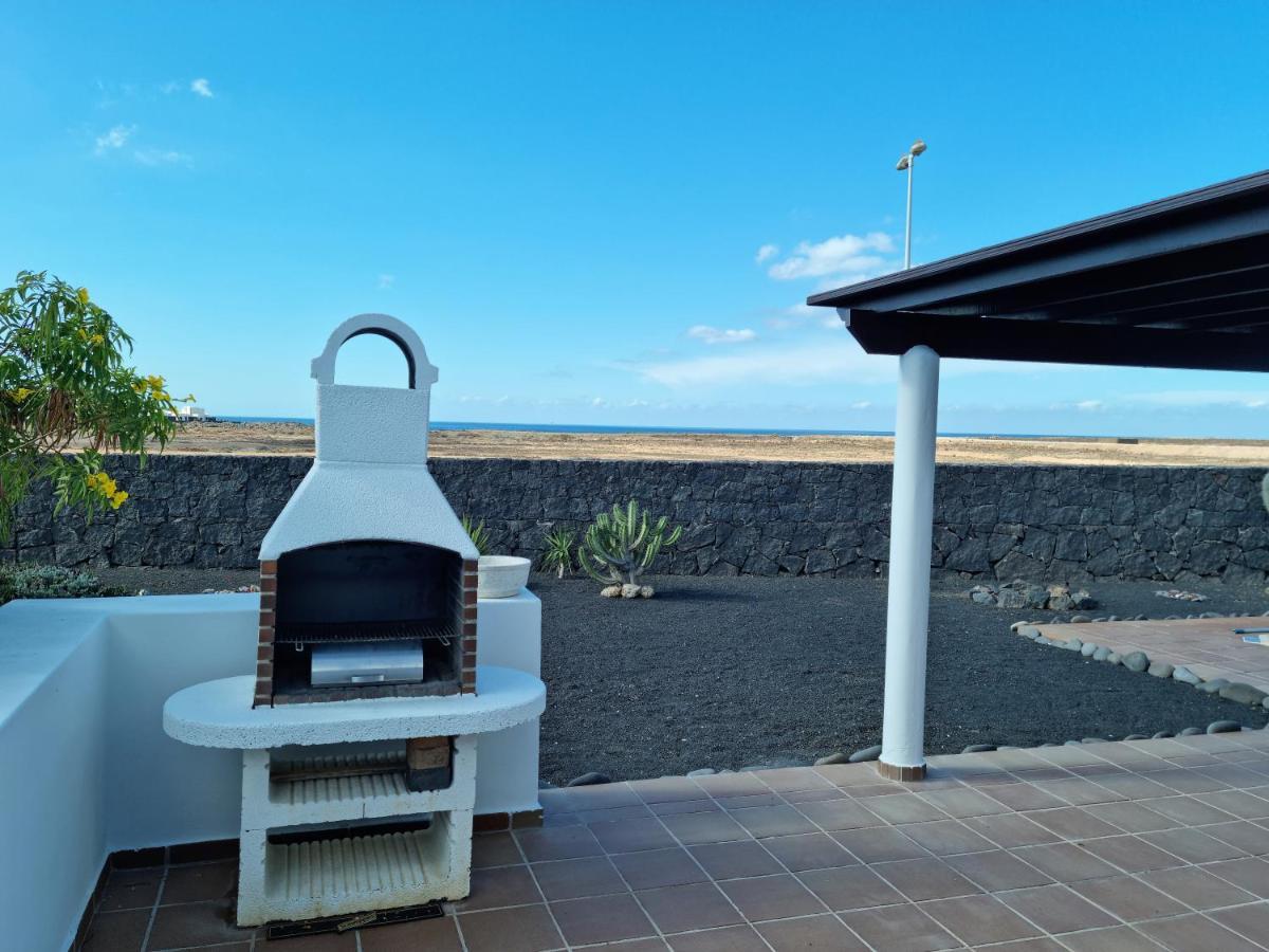 Villa Ana Playa Blanca  Exteriör bild