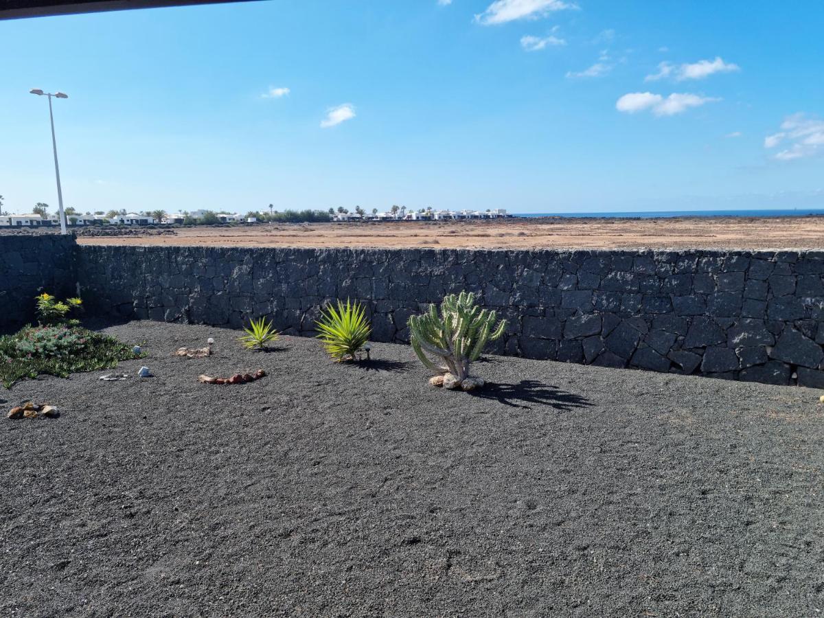 Villa Ana Playa Blanca  Exteriör bild