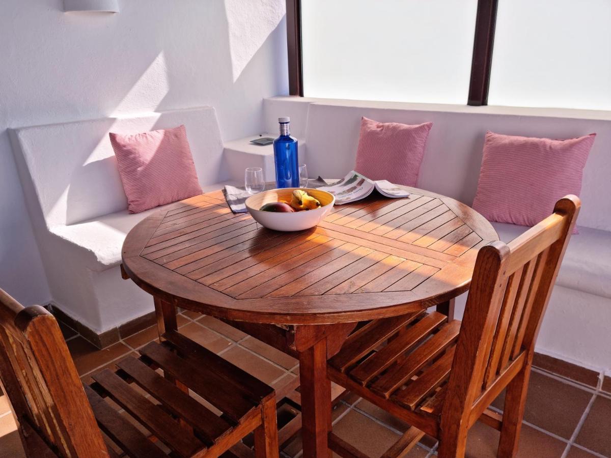 Villa Ana Playa Blanca  Exteriör bild